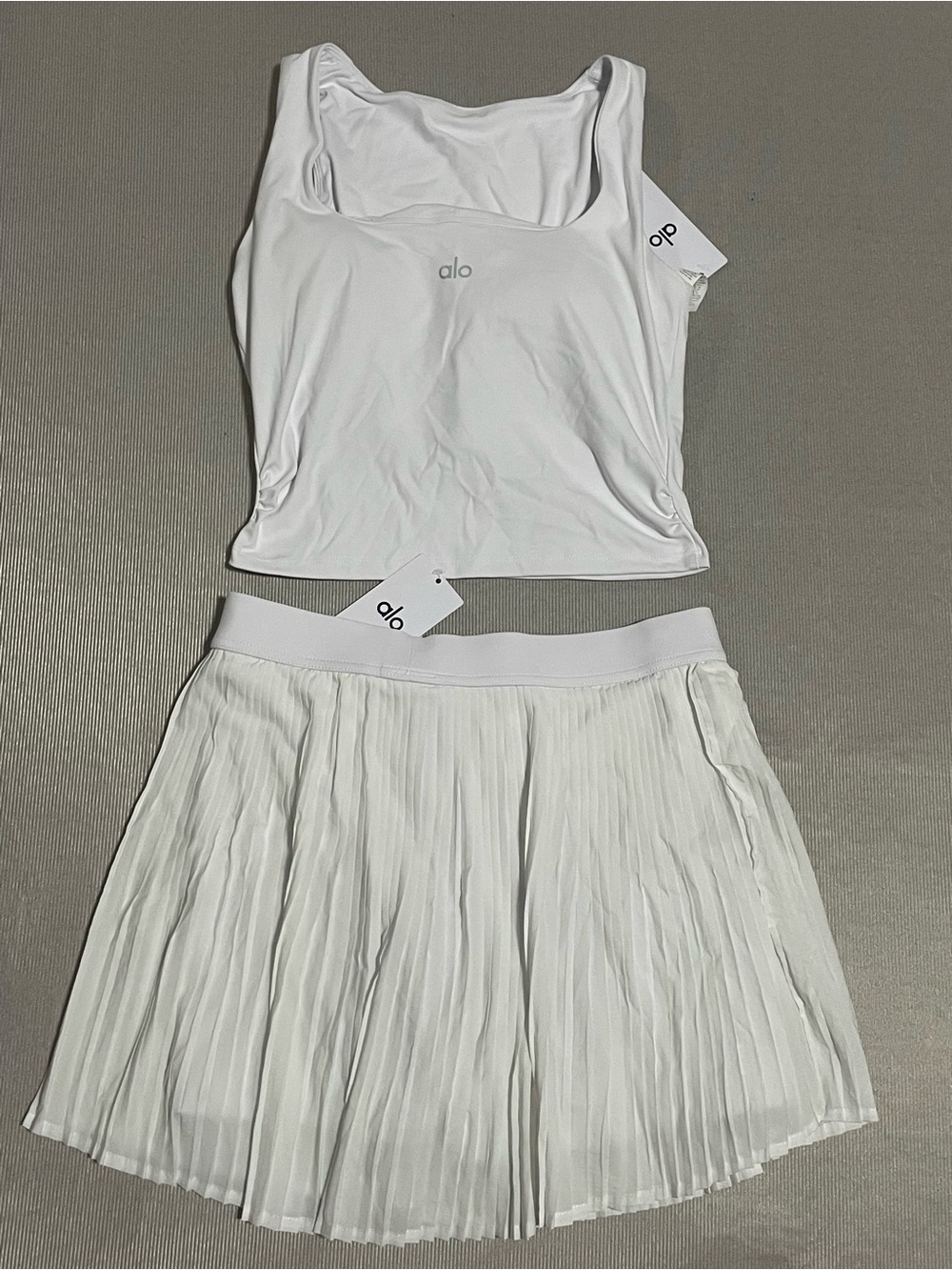 ALO Yoga White Scoop-Neck Crop Tank with Pleated White Athletic Skirt